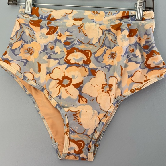Revolve MINKPINK Lumi High Waisted Bikini Bottom Size Medium ~ Boho Floral - Picture 1 of 5